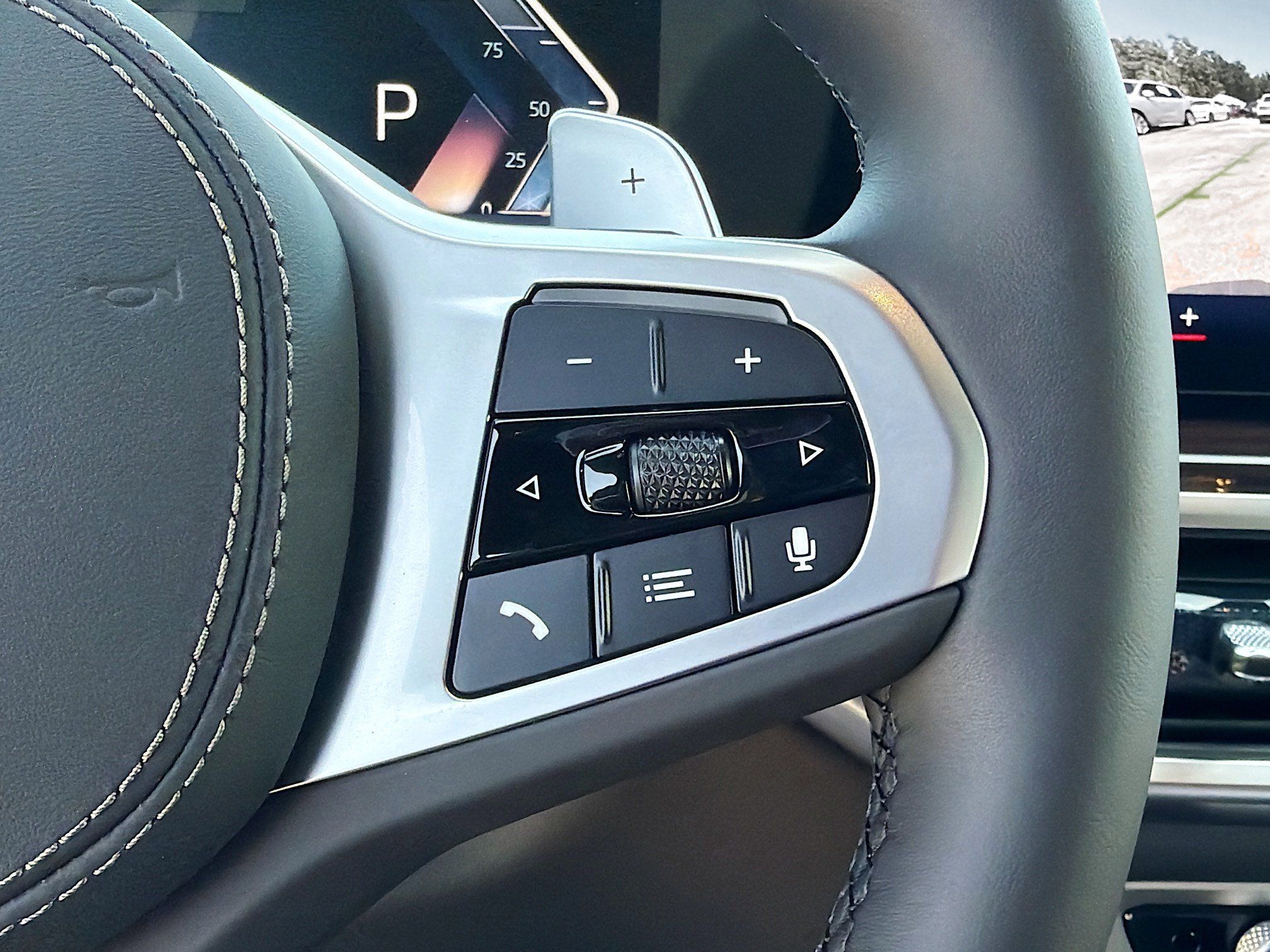 New 2026 BMW X5 xDrive50e w/ Executive Package AWD/4WD image 39