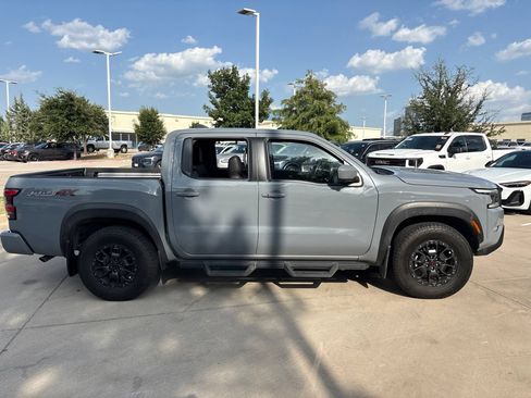 Used 2023 Nissan Frontier PRO-4X w/ Pro-4X Premium Package AWD/4WD image 4