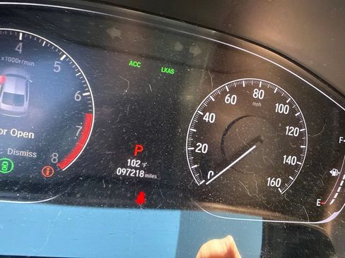 Used 2018 Honda Accord LX image 10