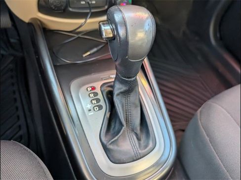 Used 2011 Kia Soul ! image 12