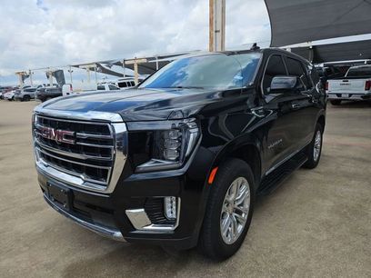 Used 2024 GMC Yukon SLT w/ SLT Premium Package