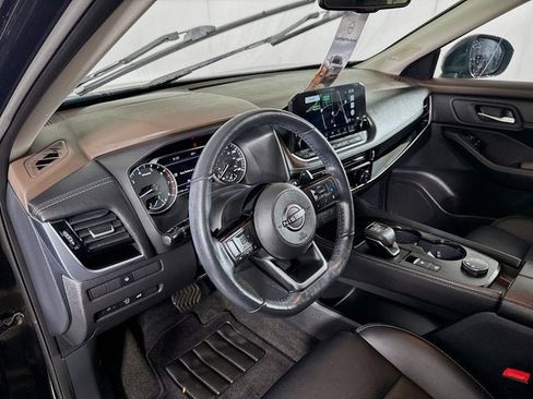 Certified 2023 Nissan Rogue SL w/ SL Premium Package AWD/4WD image 9