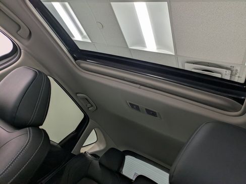 Used 2025 MAZDA CX-5 AWD 2.5 S w/ Preferred Package image 21