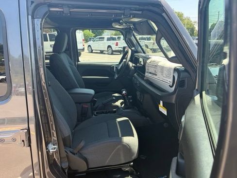 New 2026 Jeep Wrangler Unlimited Sport AWD/4WD image 27