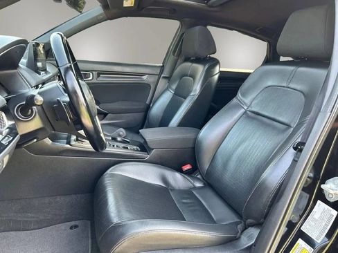 Used 2022 Honda Civic Sport Touring image 9