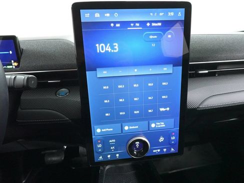 Certified 2025 Ford Mustang Mach-E Premium AWD/4WD image 18