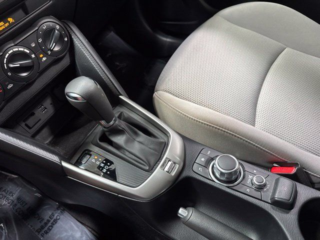 Used 2019 Toyota Yaris L FWD image 20