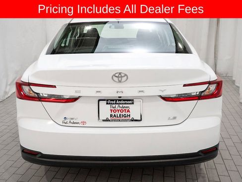Used 2025 Toyota Camry LE FWD image 4