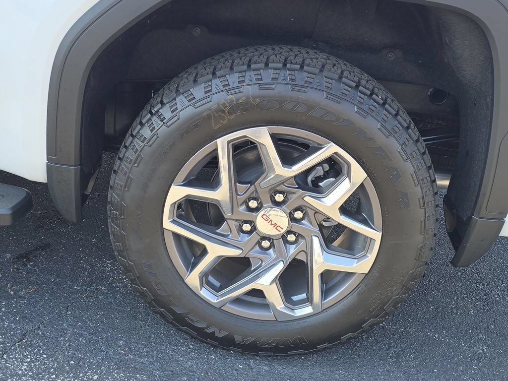 New 2026 GMC Sierra 1500 SLT w/ SLT Premium Plus Package AWD/4WD image 7