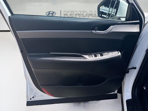 Used 2025 Hyundai Palisade SEL FWD image 17
