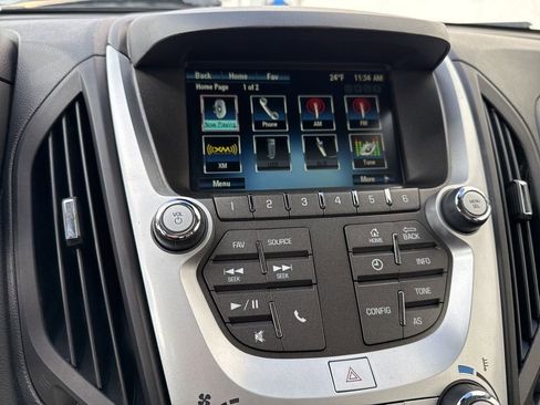 Used 2017 Chevrolet Equinox LS image 18