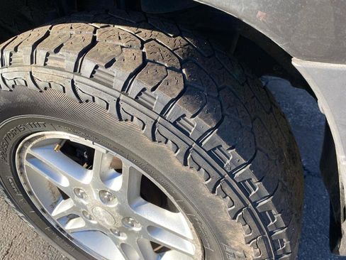 Used 2004 Jeep Grand Cherokee Laredo w/ Convenience Group image 7