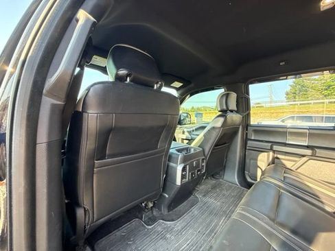 Used 2019 Ford F150 XLT w/ Equipment Group 302A Luxury AWD/4WD image 7