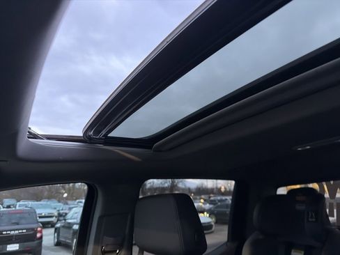 Used 2024 Chevrolet Silverado 1500 LT Trail Boss w/ LT Trail Boss Premium Package image 13