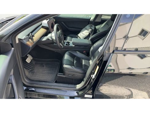 Used 2022 Tesla Model Y Performance AWD/4WD image 5