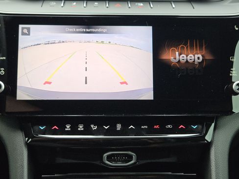 New 2026 Jeep Grand Cherokee L 4WD image 13