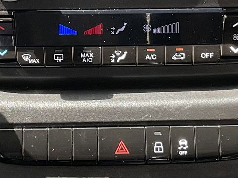 Used 2023 RAM ProMaster 2500 FWD image 14