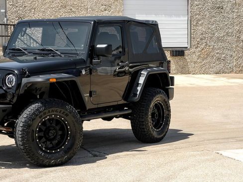 Used 2014 Jeep Wrangler Sport AWD/4WD image 6