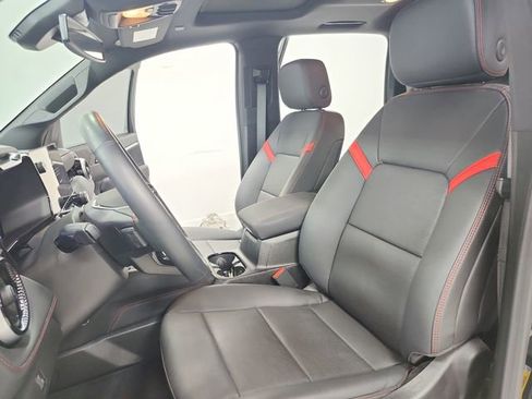 Used 2025 Chevrolet Colorado Z71 w/ Technology Package image 19