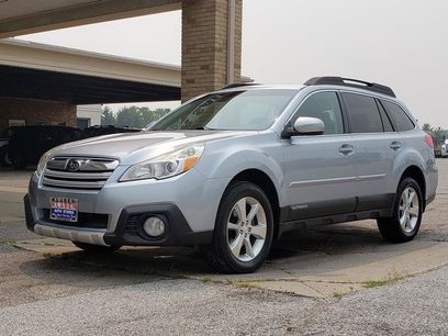 Used 2014 Subaru Outback 2.5i Limited w/ Moonroof Package
