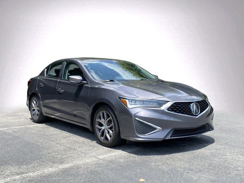Used 2019 Acura ILX FWD image 2