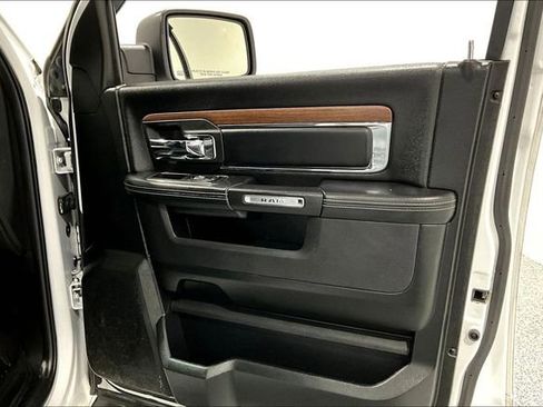 Used 2017 RAM 1500 Laramie w/ Convenience Group AWD/4WD image 37