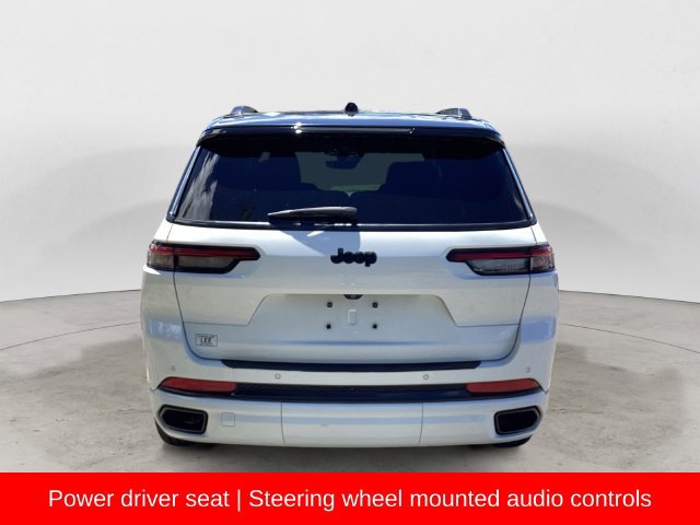 Used 2023 Jeep Grand Cherokee L Summit w/ Luxury Tech Group V AWD/4WD image 4