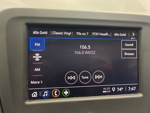 Used 2024 Chevrolet Equinox LT w/ LPO, Floor Liner Package image 28