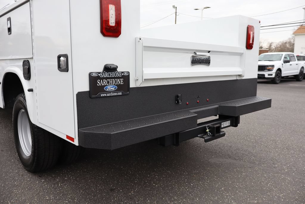 New 2026 Ford F350 XL w/ XL Chrome Package AWD/4WD image 19