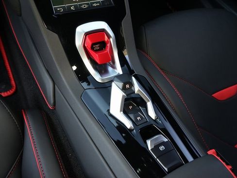 Used 2021 Lamborghini Huracan EVO image 20