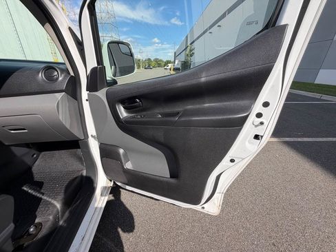 Used 2021 Nissan NV200 SV FWD image 26