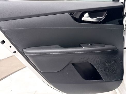 Used 2019 Kia Forte S w/ S Premium Package image 24