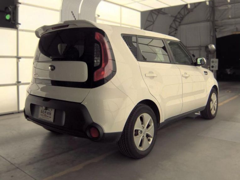 Used 2016 Kia Soul FWD image 4