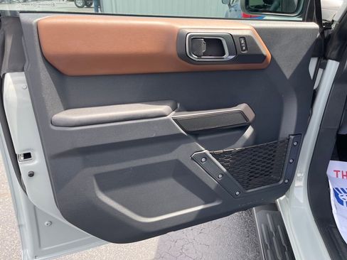Used 2024 Ford Bronco Outer Banks AWD/4WD image 23