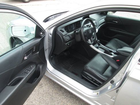 Used 2014 Honda Accord EX-L image 14