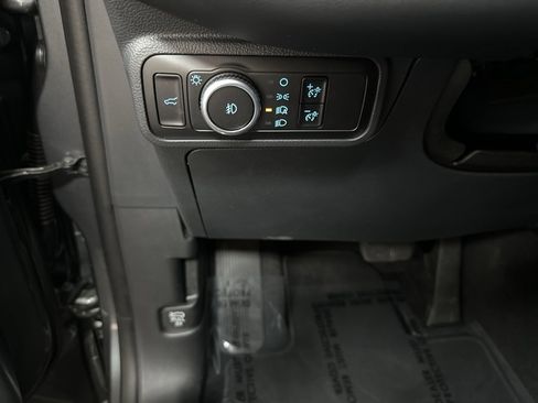 Used 2025 Ford Explorer ST-Line image 31