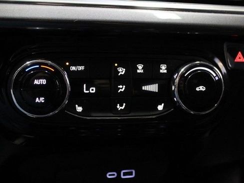 Used 2025 Chevrolet Trax ACTIV w/ Driver Confidence Package FWD image 27