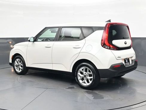 Used 2020 Kia Soul S FWD image 6
