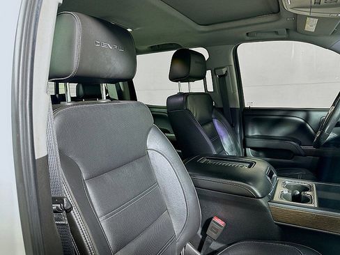 Used 2018 GMC Sierra 1500 Denali AWD/4WD image 29