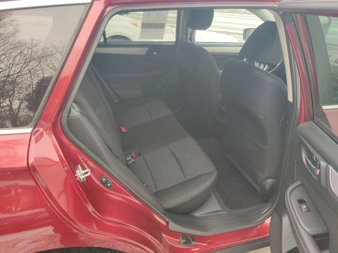 Used 2015 Subaru Outback 2.5i Premium image 15