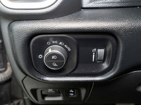 Used 2022 RAM 1500 Lone Star AWD/4WD image 28