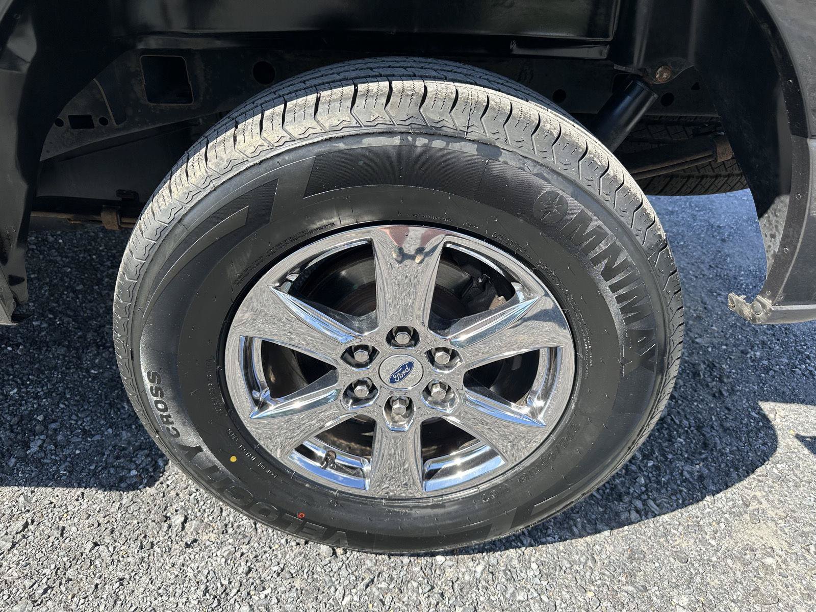 Used 2019 Ford F150 XLT w/ Equipment Group 302A Luxury AWD/4WD image 10