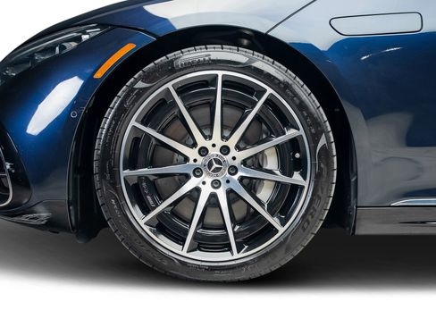 Used 2022 Mercedes-Benz EQS 580 4MATIC Sedan image 26