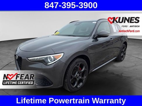 Used 2023 Alfa Romeo Stelvio Veloce AWD/4WD image 5