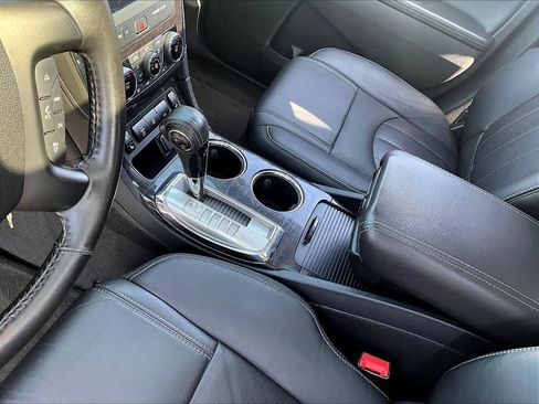 Used 2016 Buick Enclave Leather FWD image 20