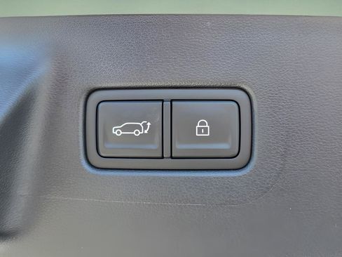Certified 2025 Hyundai Santa Fe SEL AWD/4WD image 15