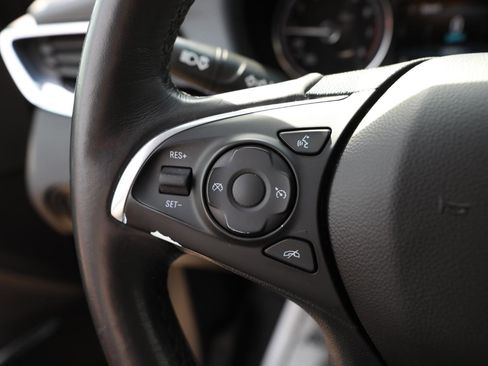 Used 2019 Buick Enclave Essence image 26