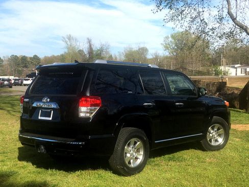 Used 2013 Toyota 4Runner Limited image 6