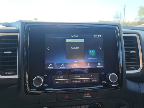 Used 2022 Nissan Frontier SV w/ Technology Package image 22