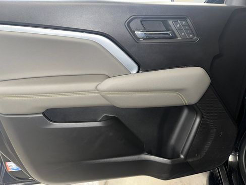 Certified 2024 Chevrolet Colorado ZR2 w/ ZR2 Convenience Package III image 7